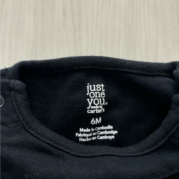 2 Carter’s skeleton onesies for Halloween or costume party. 3 and 6 months - Picture 3 of 3